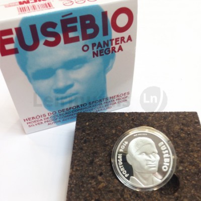 Moeda 7,5 Euro Comemorativa Eusébio 2016 prata proof 